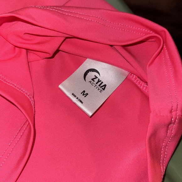 Zyia Racerback tank sz medium - Picture 2 of 5